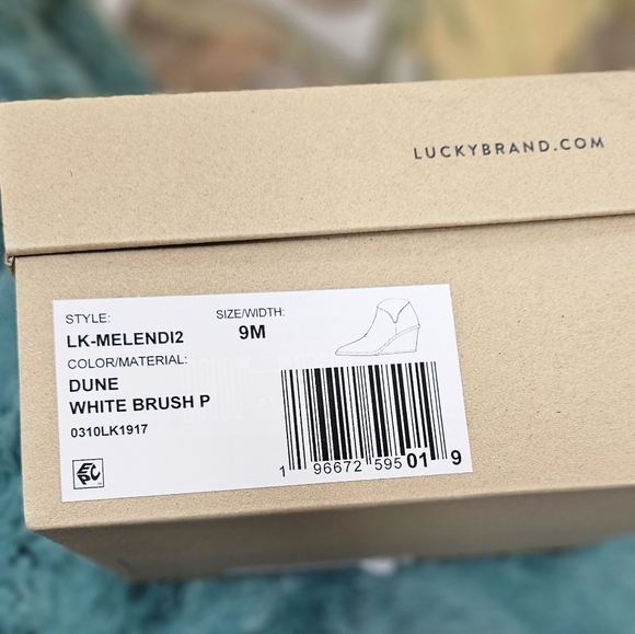 Lucky Brand Wedged Bootie - Picture 5 of 5